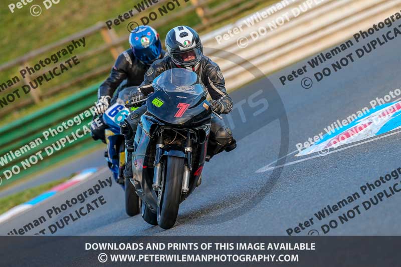 PJM Wedding Photography;enduro digital images;event digital images;eventdigitalimages;mallory park;mallory park photographs;mallory park trackday;mallory park trackday photographs;no limits trackdays;peter wileman photography;racing digital images;trackday digital images;trackday photos